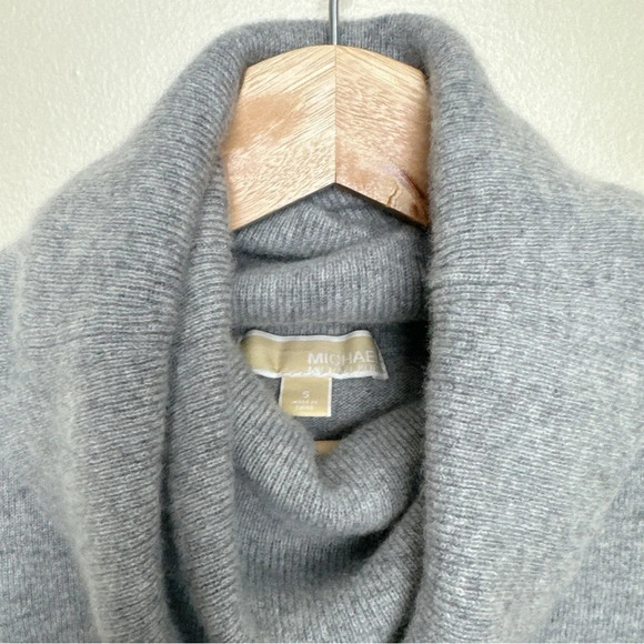 Michael Michael Kors Womens Small Turtle Neck Cashmere Grey Sweater - Picture 10 of 15